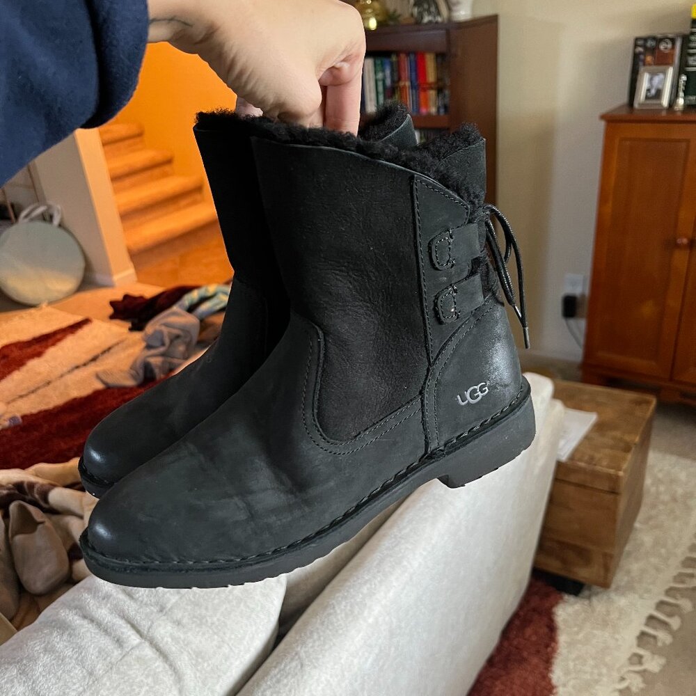 Black Ugg Naiyah boots (Size 9)